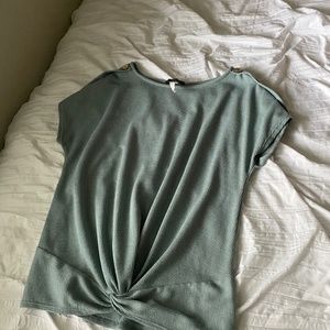 Green  short sleeved top
